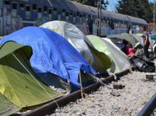 قرار صادم اليوم والي اجل غير مسمي للاجئيين. التفاصيل