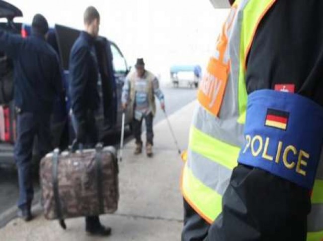  معلومات يجب ان تعرفها عن عمليات الترحيل إلى خارج ألمانيا