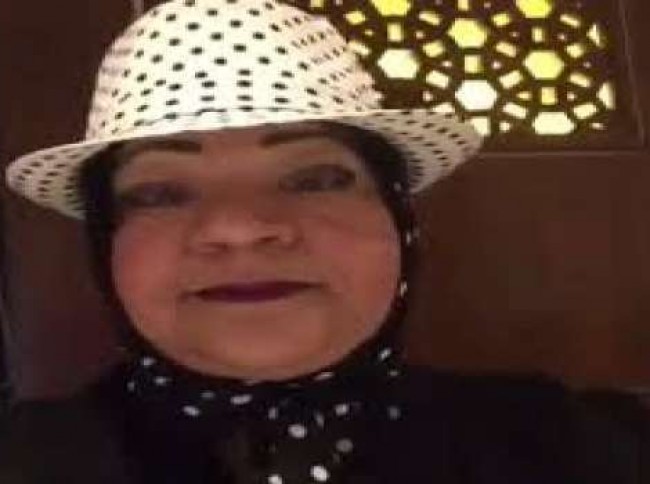  الإعلامية الكويتية فوزية الدريع توجه للرجال نصيحة خاصة بلبس &ldquo;السراويل&rdquo; لعلاقتها بالخصيتين &ldquo;فيديو&rdquo;