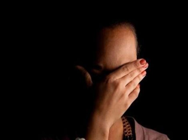  مصري يستغل علاقة جنسية بين زوجته و موظف بالأوقاف للتهرب من ديونه